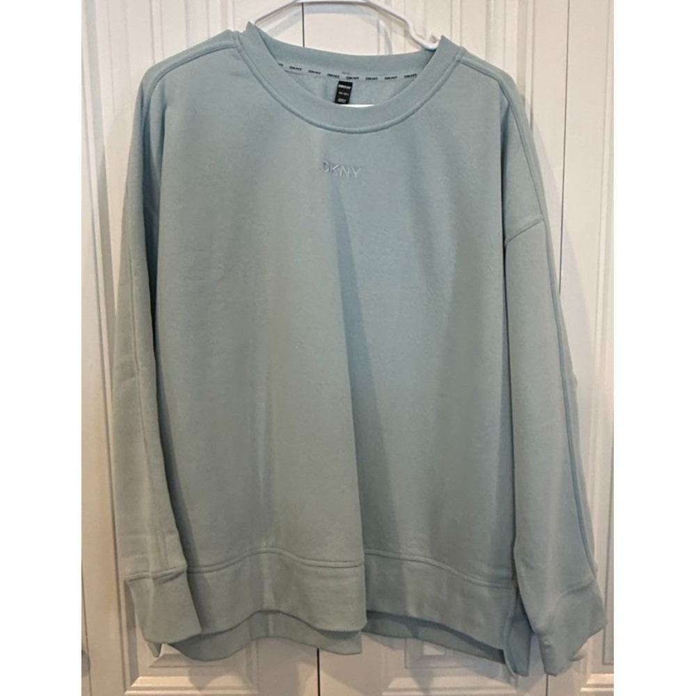 NWT DKNY Women's 2XL Sweatshirt Light Blue Crewneck Oversized Cozy Pullover